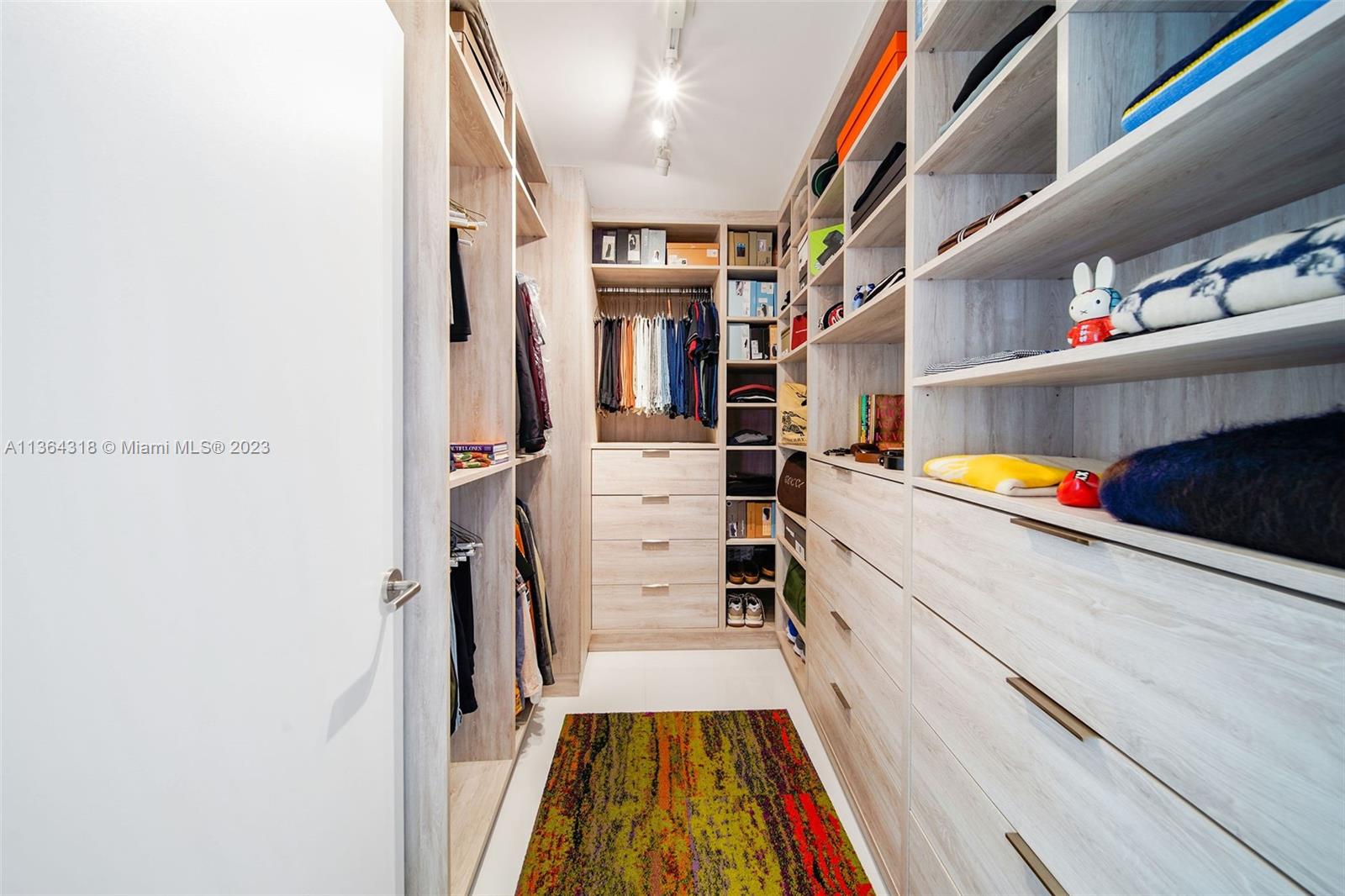 PARAMOUNT MIAMI WORLDCENT - Residential