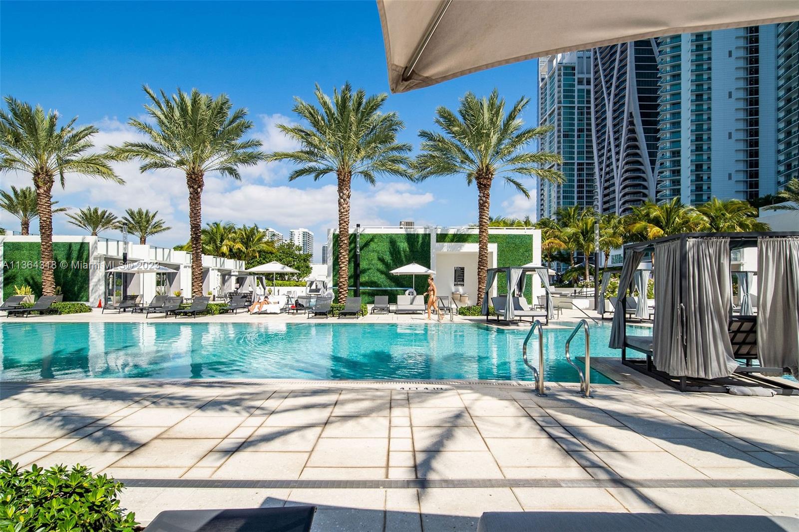 PARAMOUNT MIAMI WORLDCENT - Residential