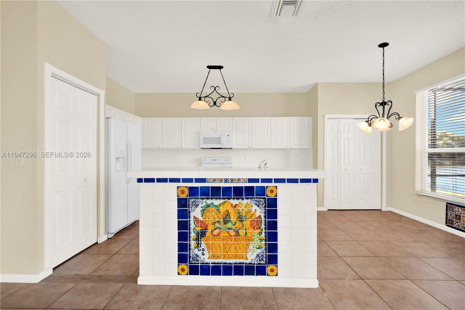 SILVER SHORES - Residential