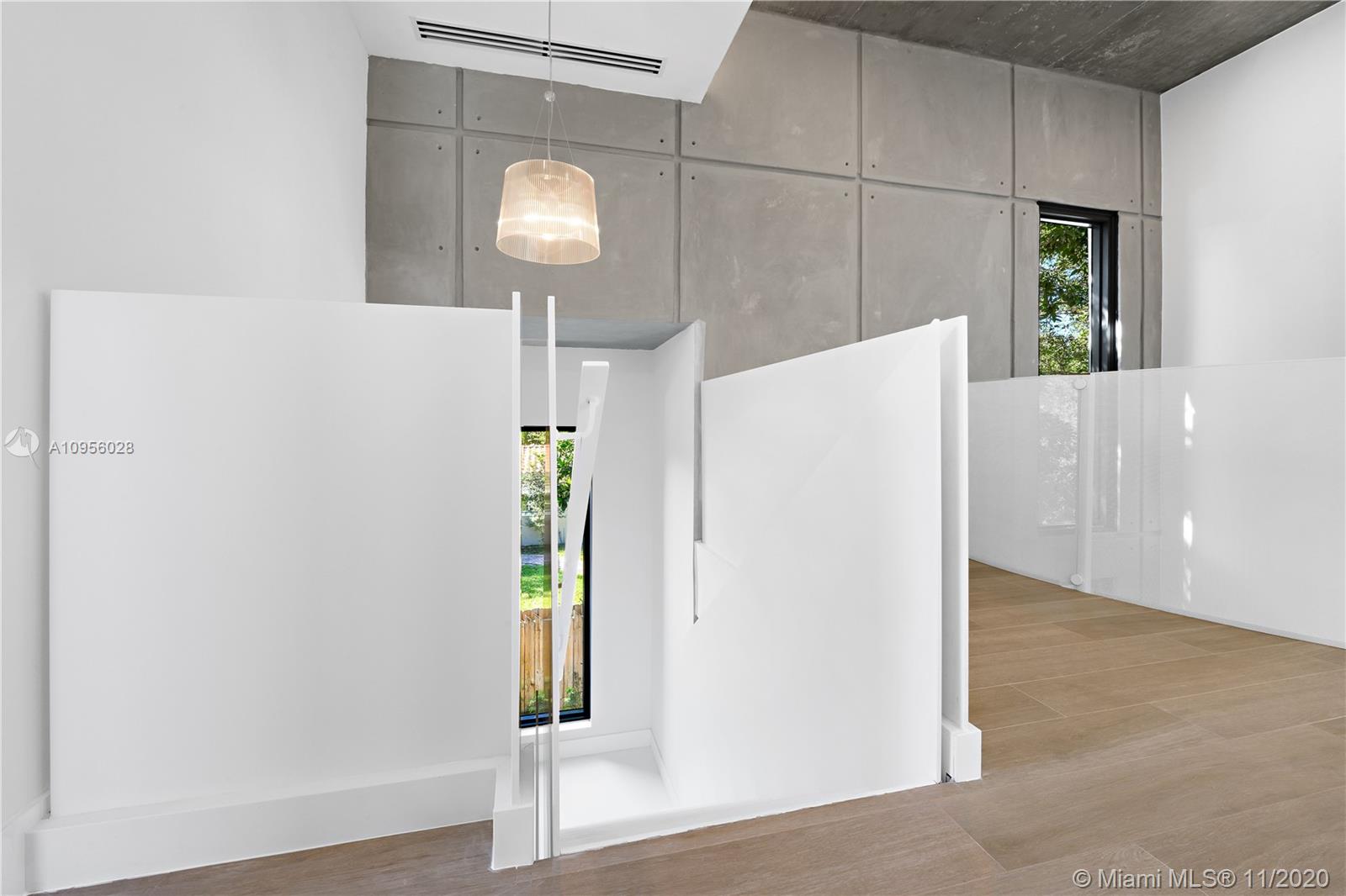SILVER BLUFF EST SEC C - Residential
