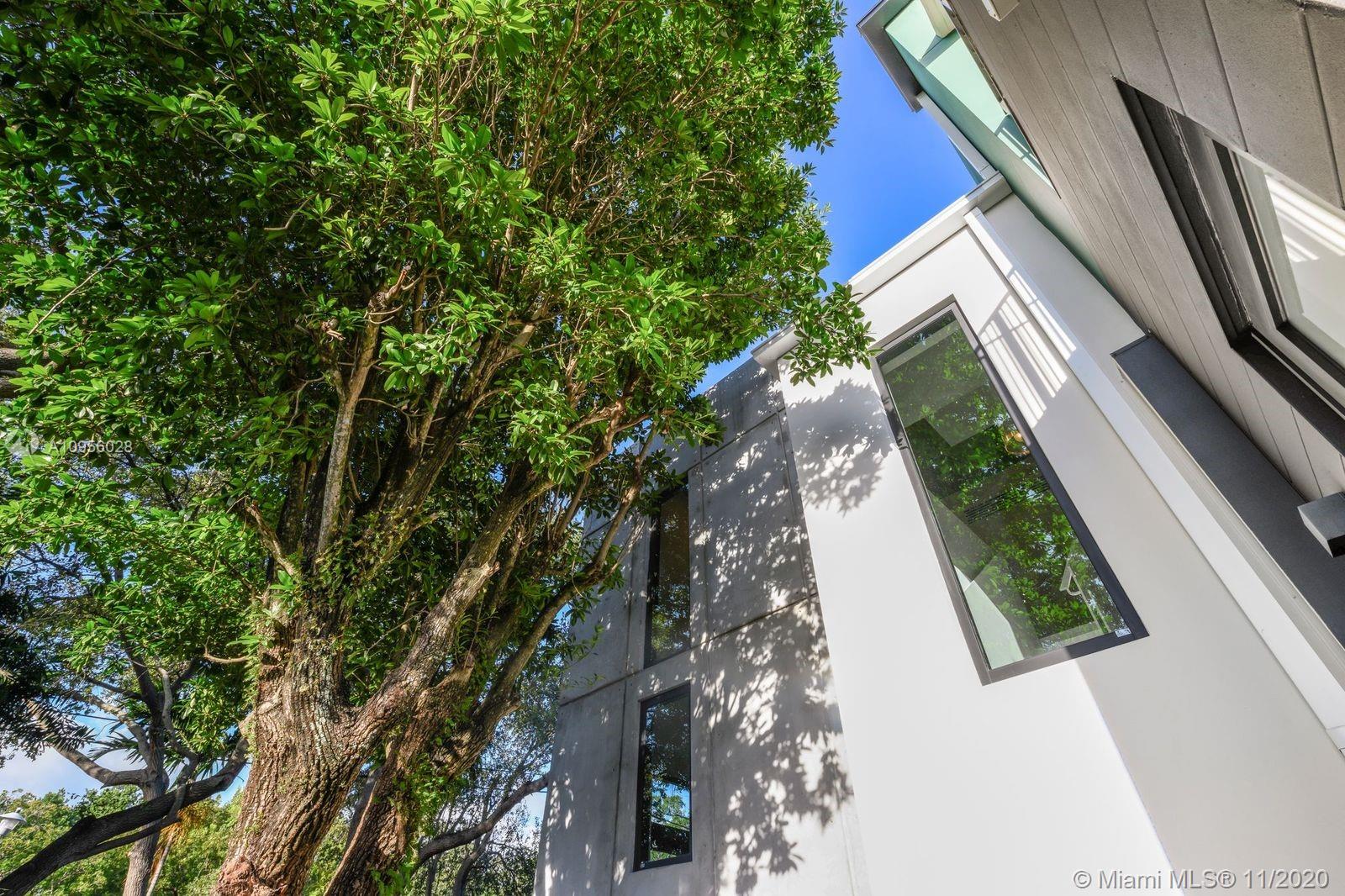 SILVER BLUFF EST SEC C - Residential