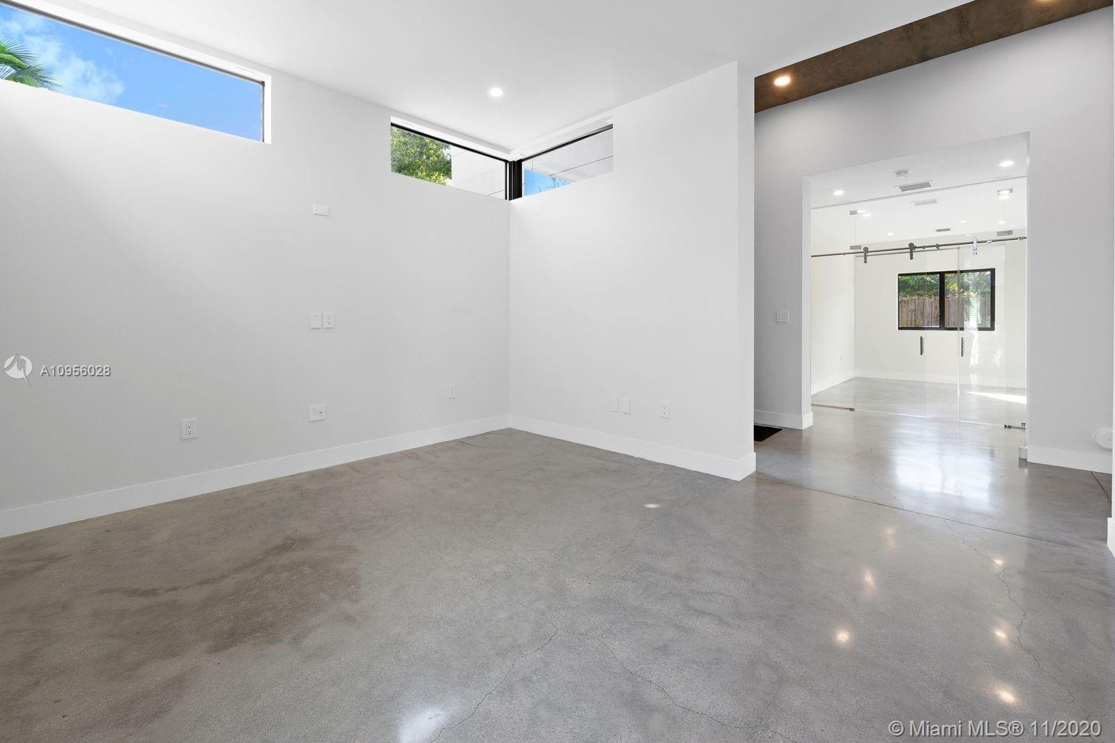 SILVER BLUFF EST SEC C - Residential