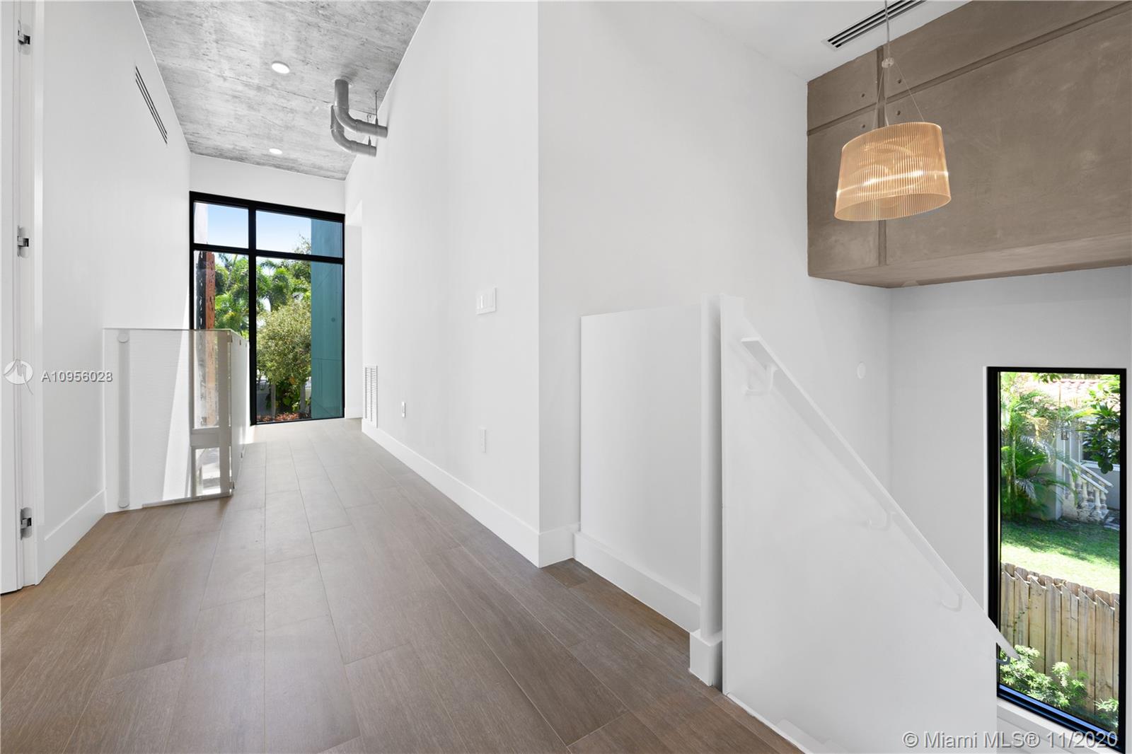 SILVER BLUFF EST SEC C - Residential