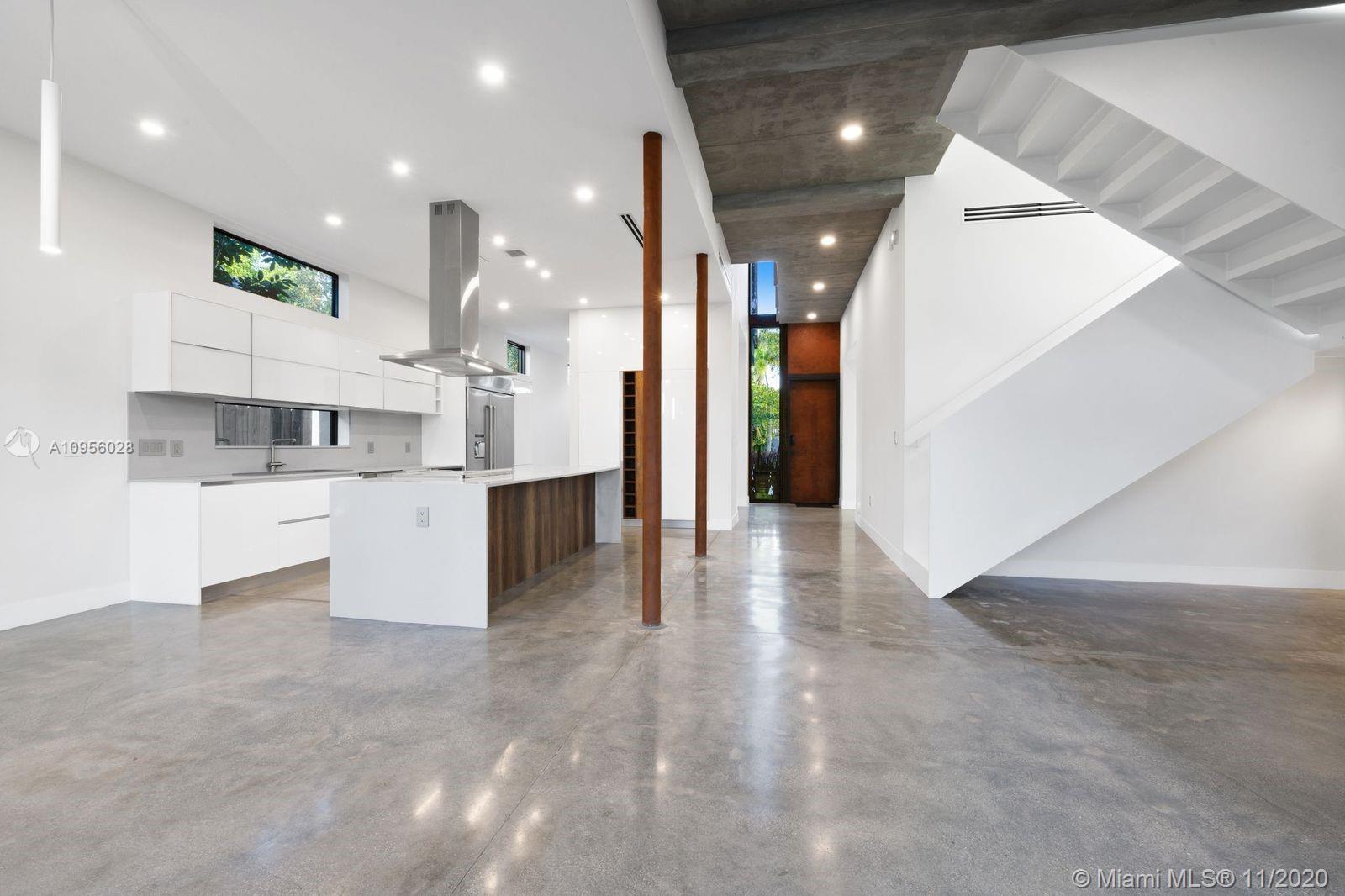 SILVER BLUFF EST SEC C - Residential