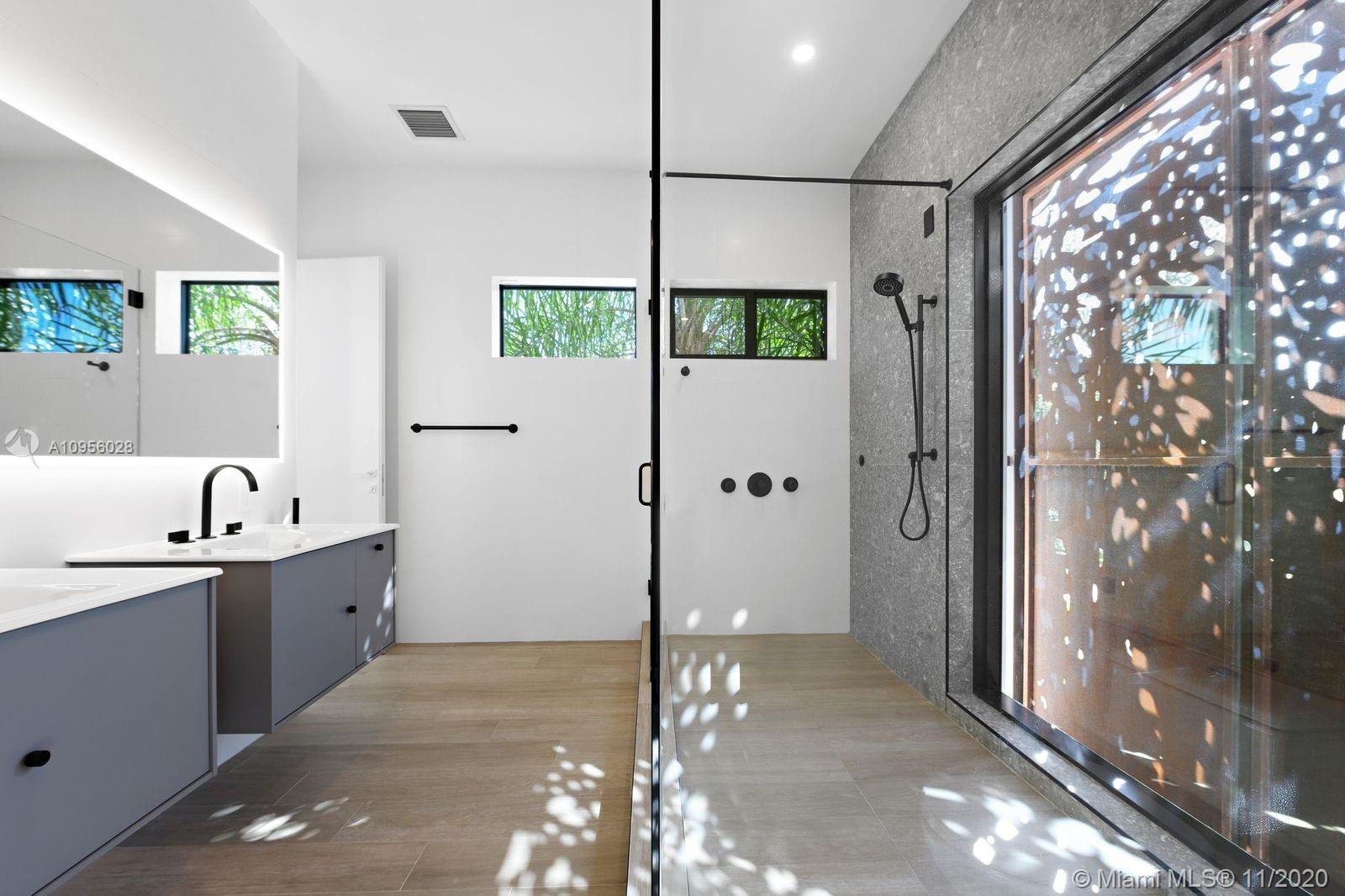 SILVER BLUFF EST SEC C - Residential