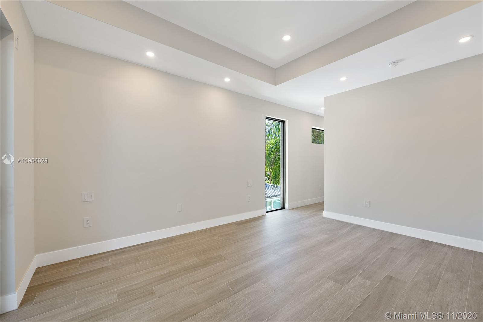 SILVER BLUFF EST SEC C - Residential