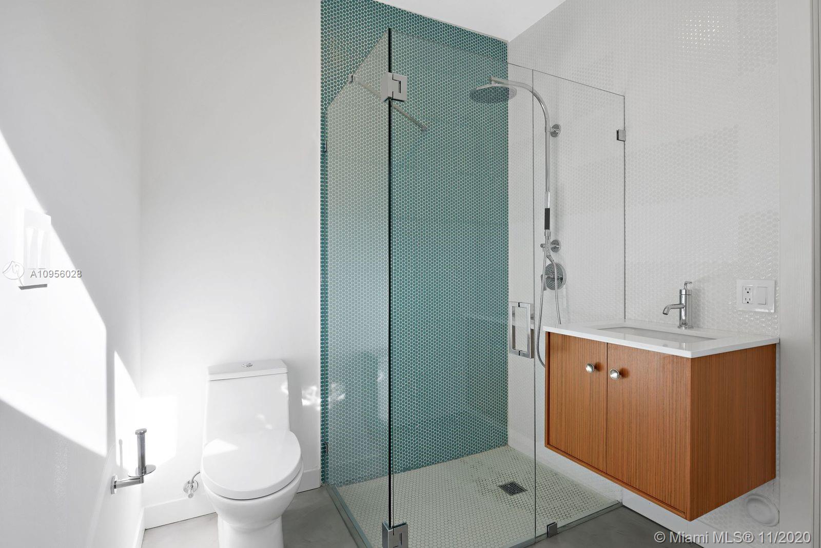 SILVER BLUFF EST SEC C - Residential