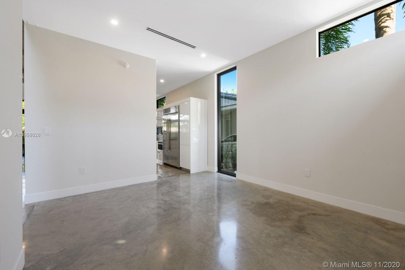 SILVER BLUFF EST SEC C - Residential