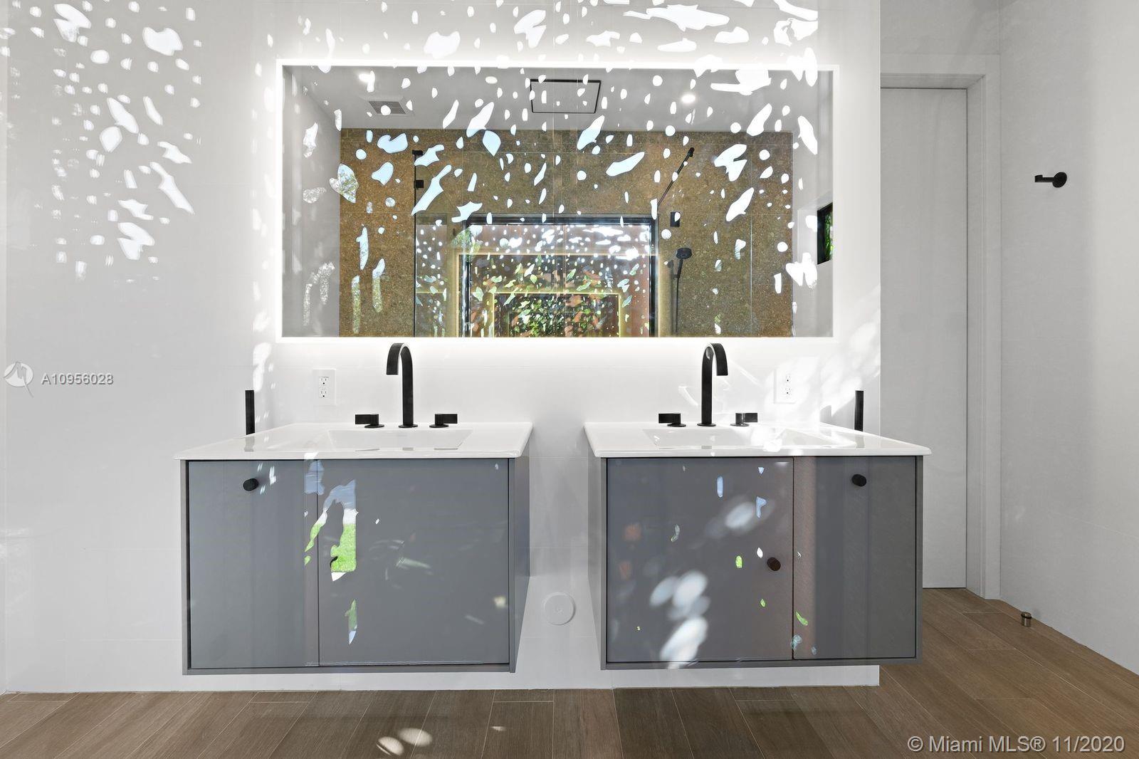 SILVER BLUFF EST SEC C - Residential