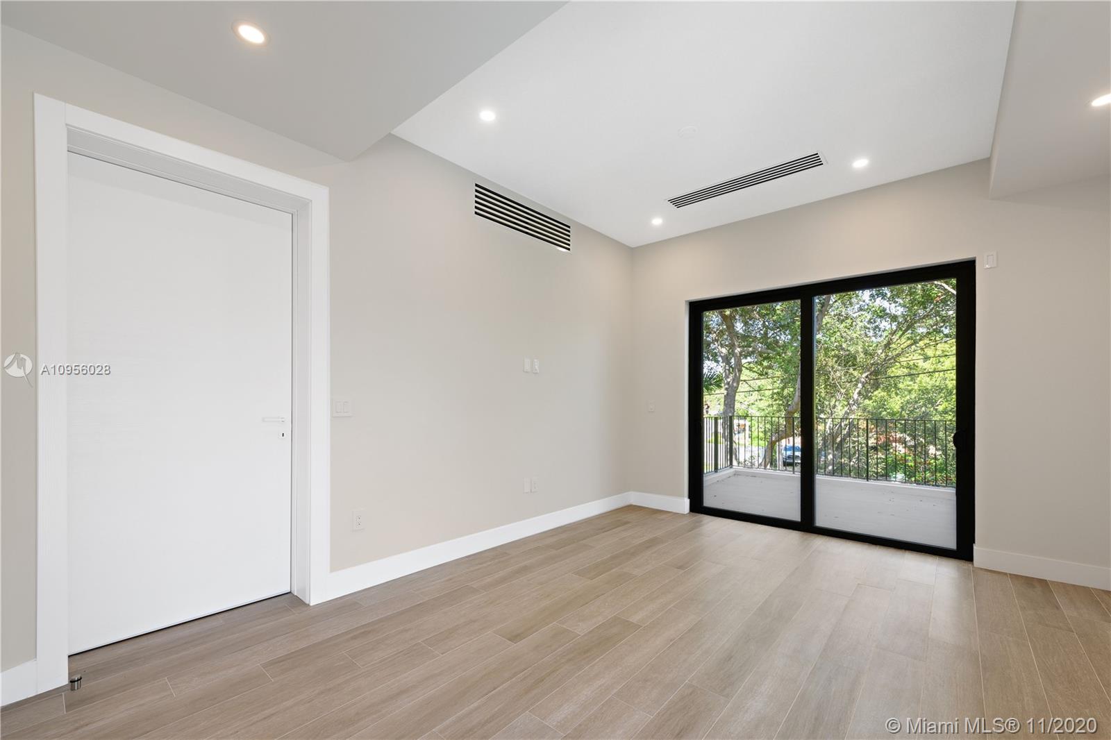 SILVER BLUFF EST SEC C - Residential