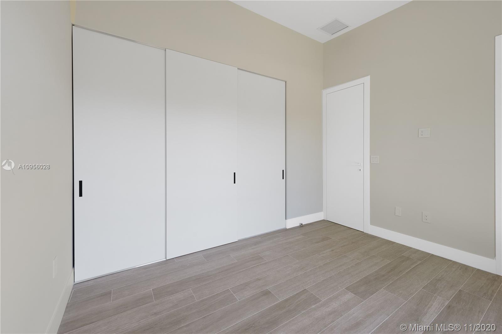 SILVER BLUFF EST SEC C - Residential