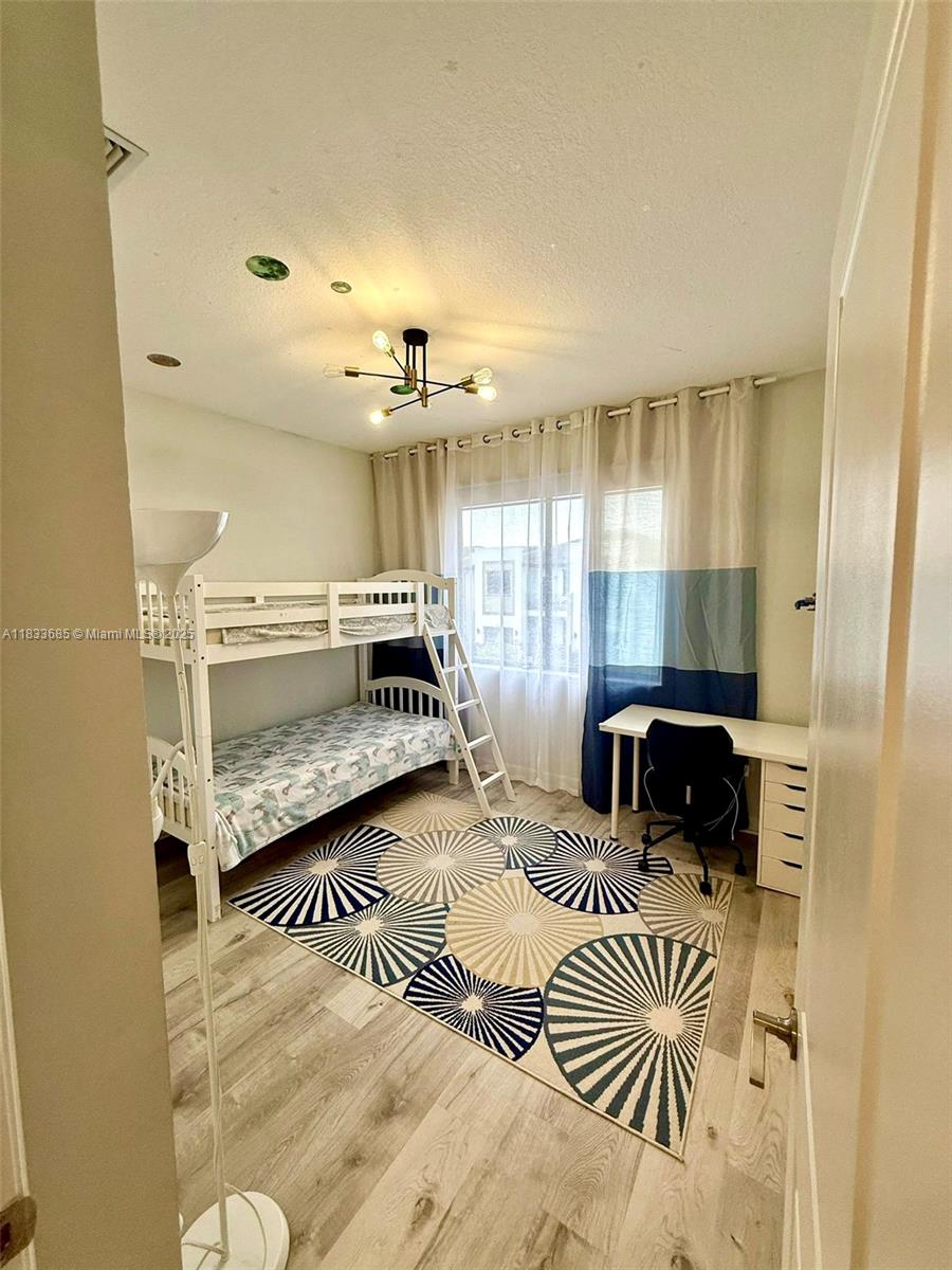 VIA VENTURA NEIGHBORHOOD - Residential Lease