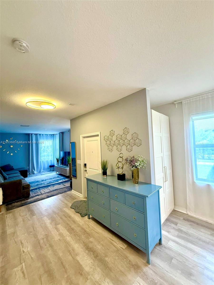 VIA VENTURA NEIGHBORHOOD - Residential Lease