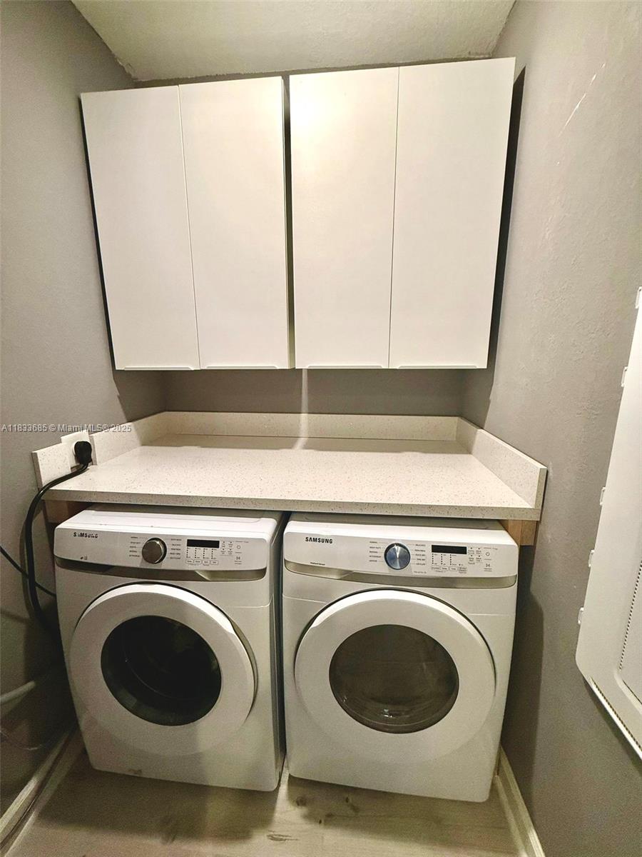 VIA VENTURA NEIGHBORHOOD - Residential Lease