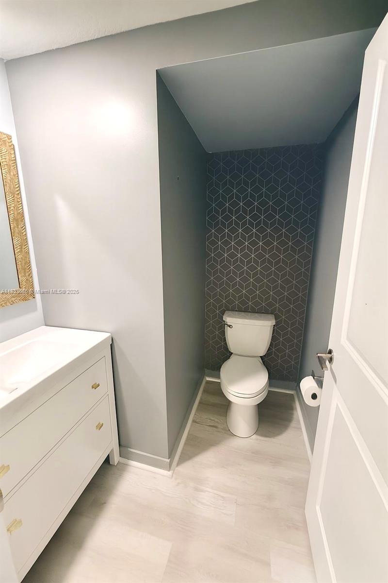VIA VENTURA NEIGHBORHOOD - Residential Lease