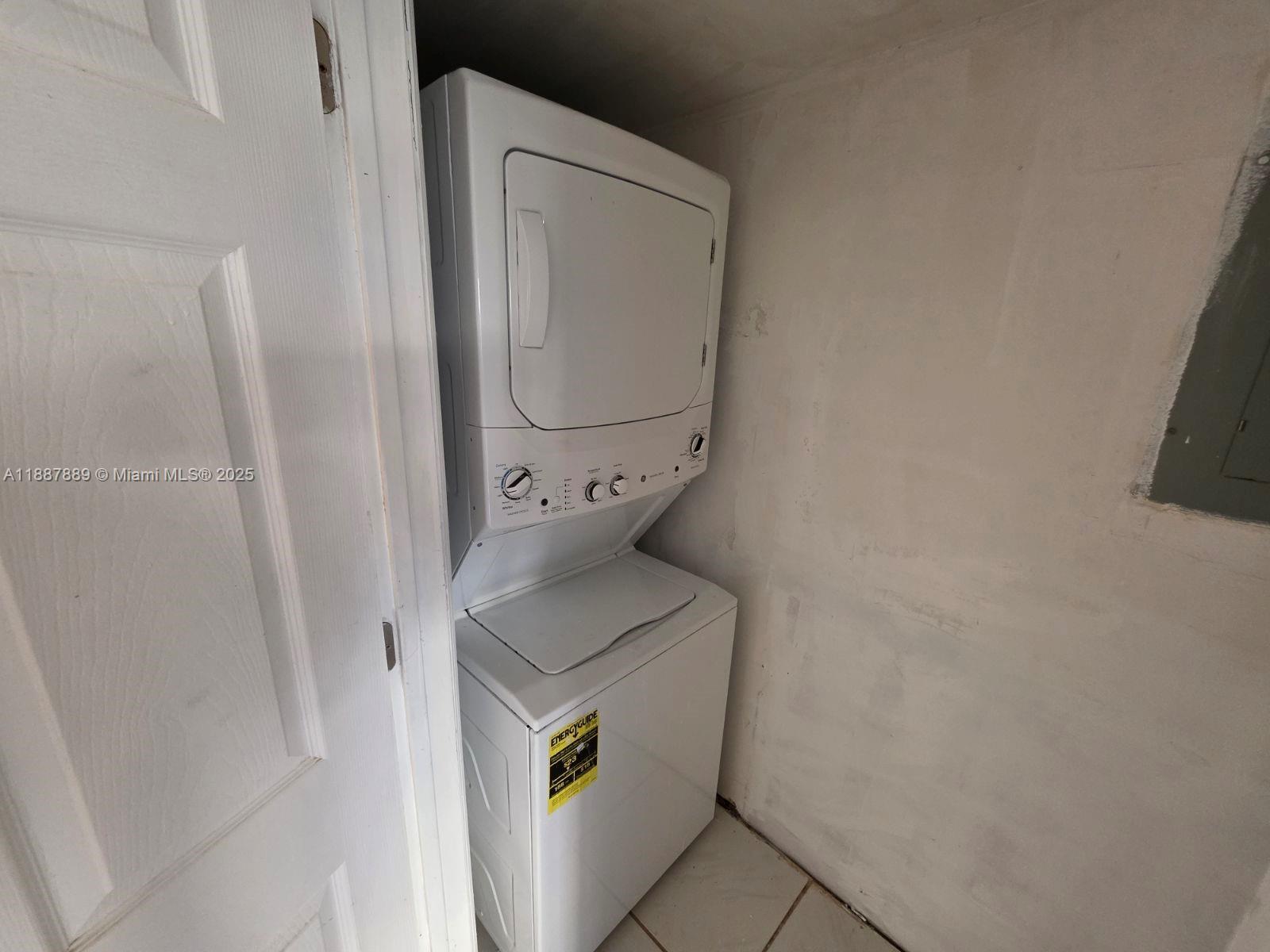 MIRAMAR CLUB CONDOMINIUM - Residential Lease