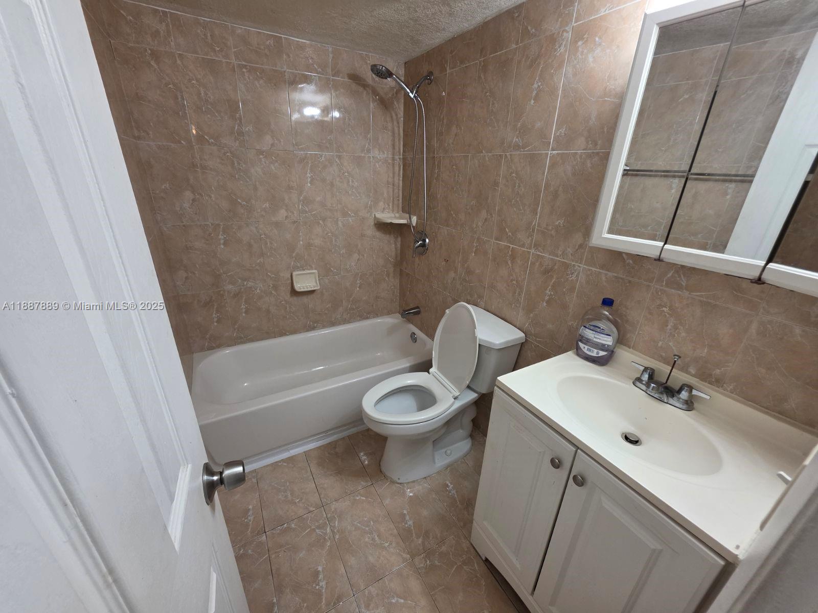 MIRAMAR CLUB CONDOMINIUM - Residential Lease