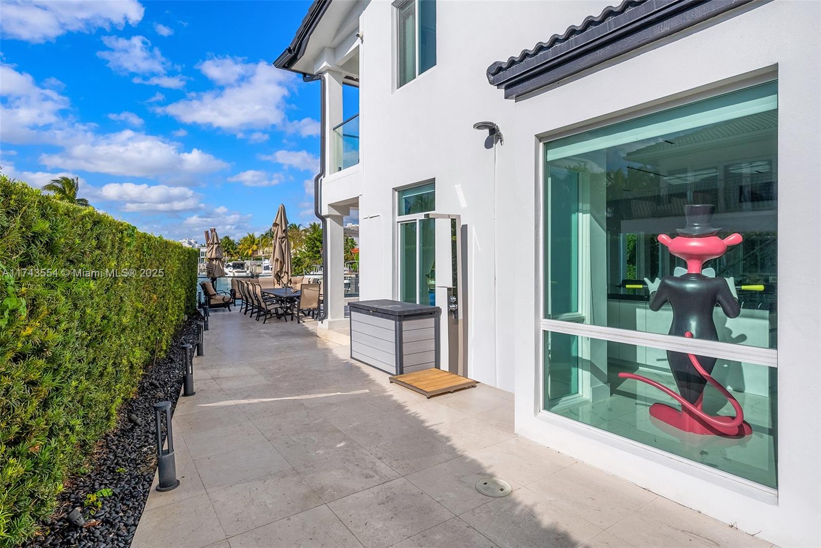 EASTERN SHORES - Residential Lease