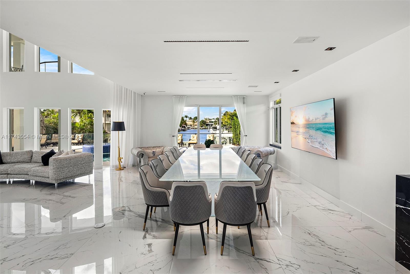 EASTERN SHORES - Residential Lease