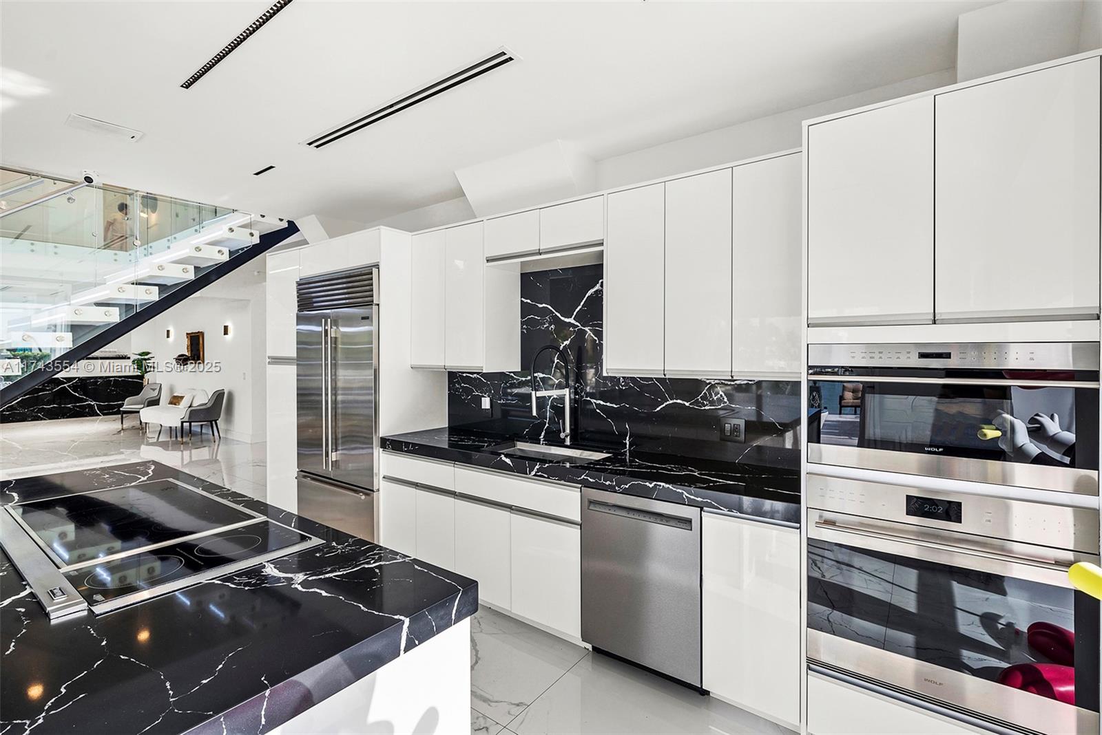 EASTERN SHORES - Residential Lease