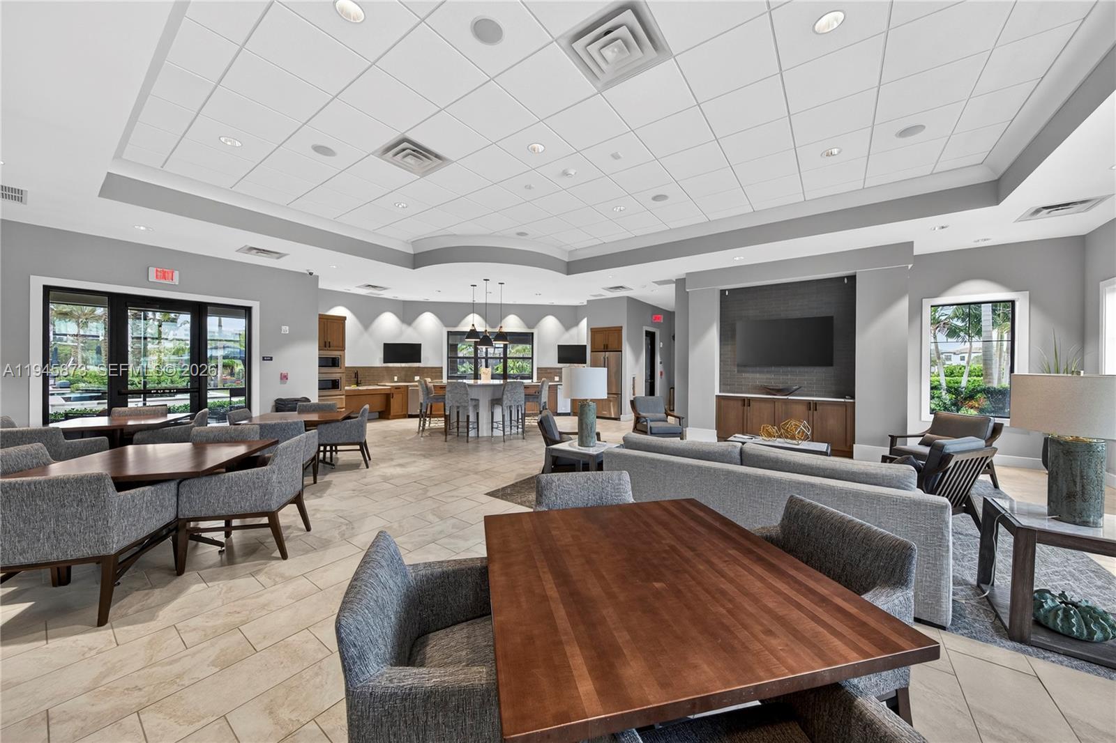 OAK TREE PROPERTY REDEVEL - Residential