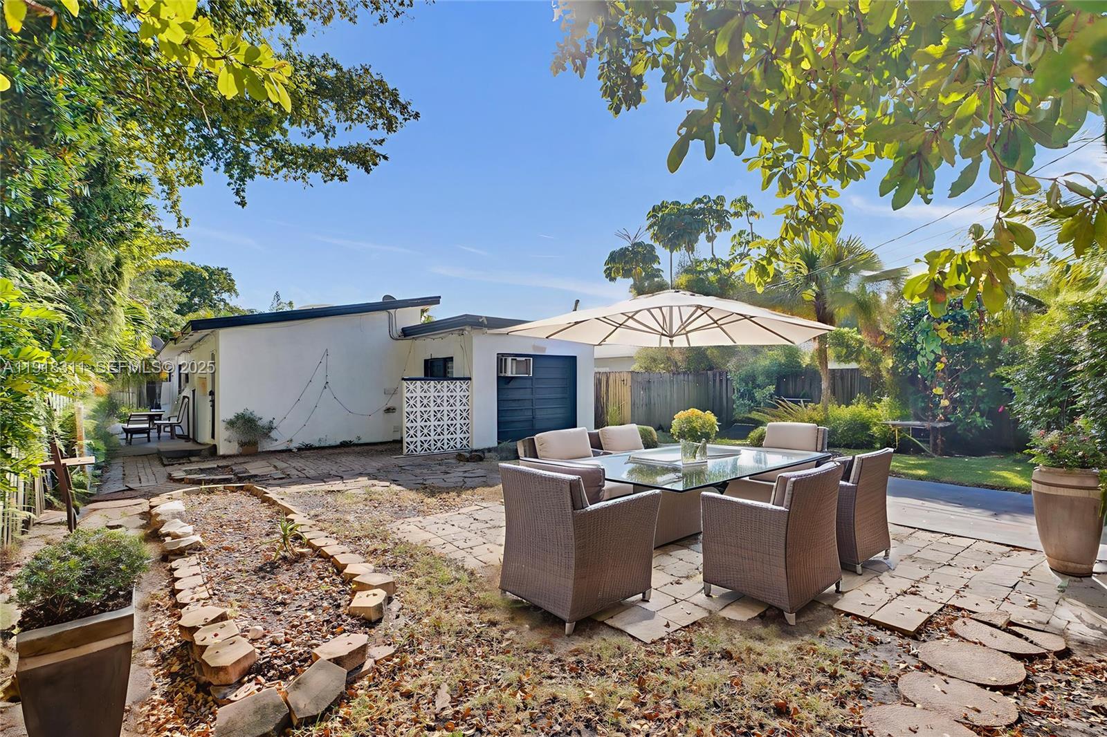 HOLLYWOOD SOUTH SIDE ADD - Residential