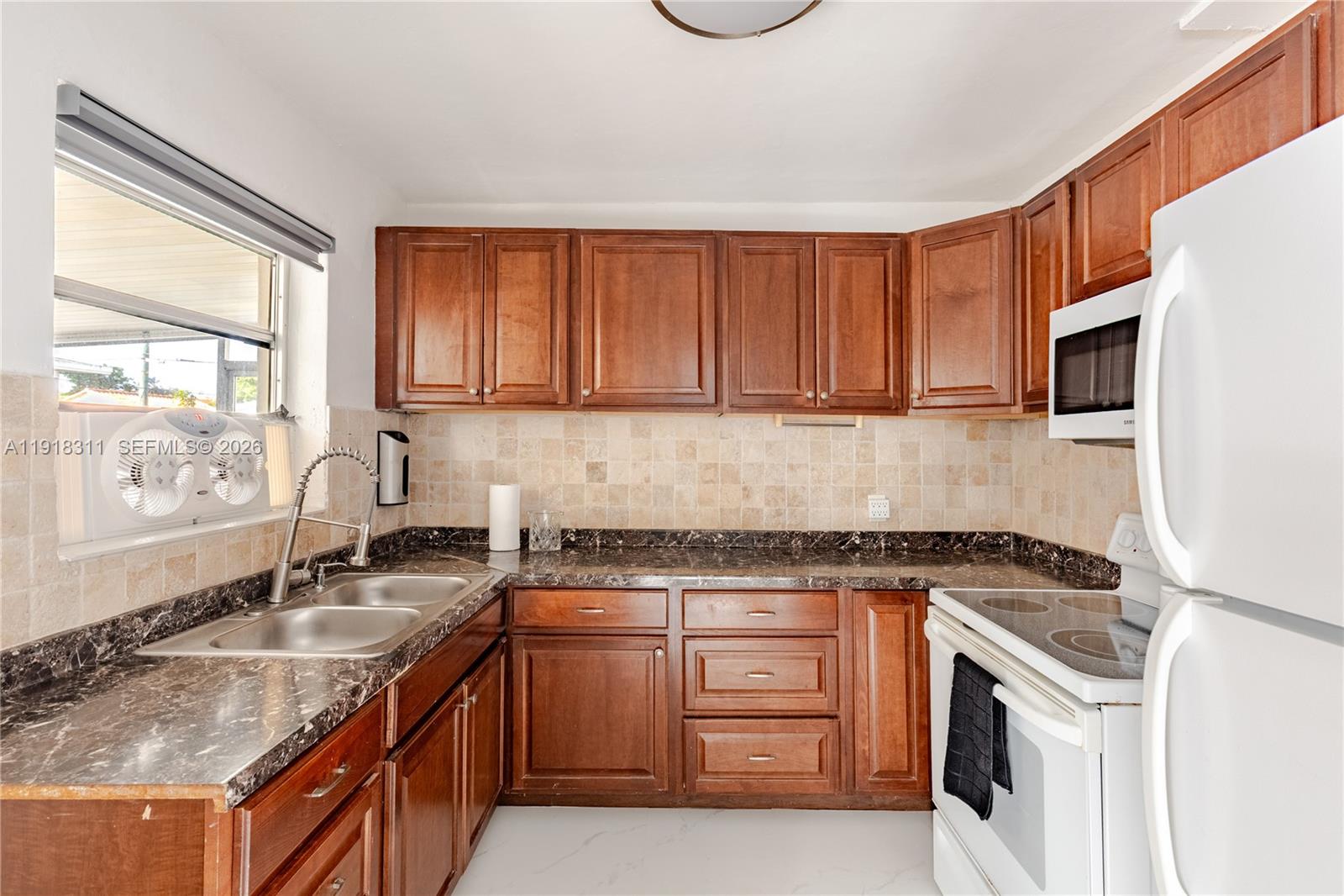 HOLLYWOOD SOUTH SIDE ADD - Residential