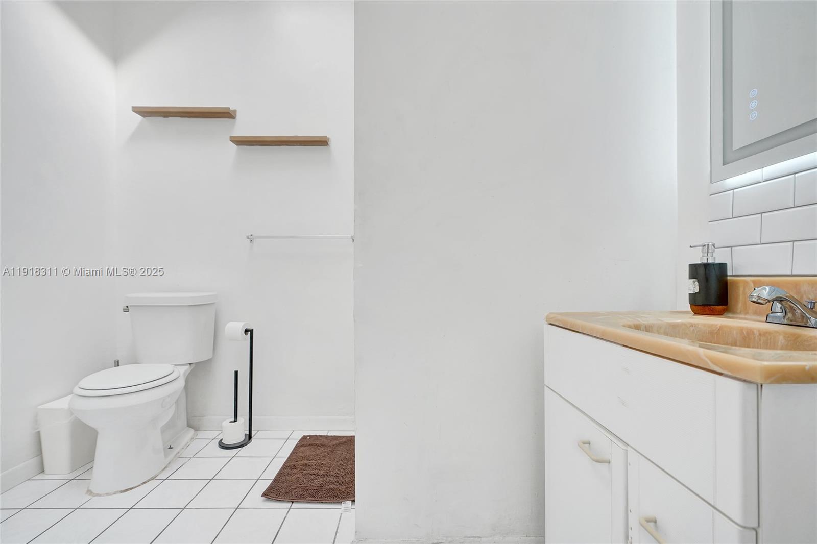 HOLLYWOOD SOUTH SIDE ADD - Residential