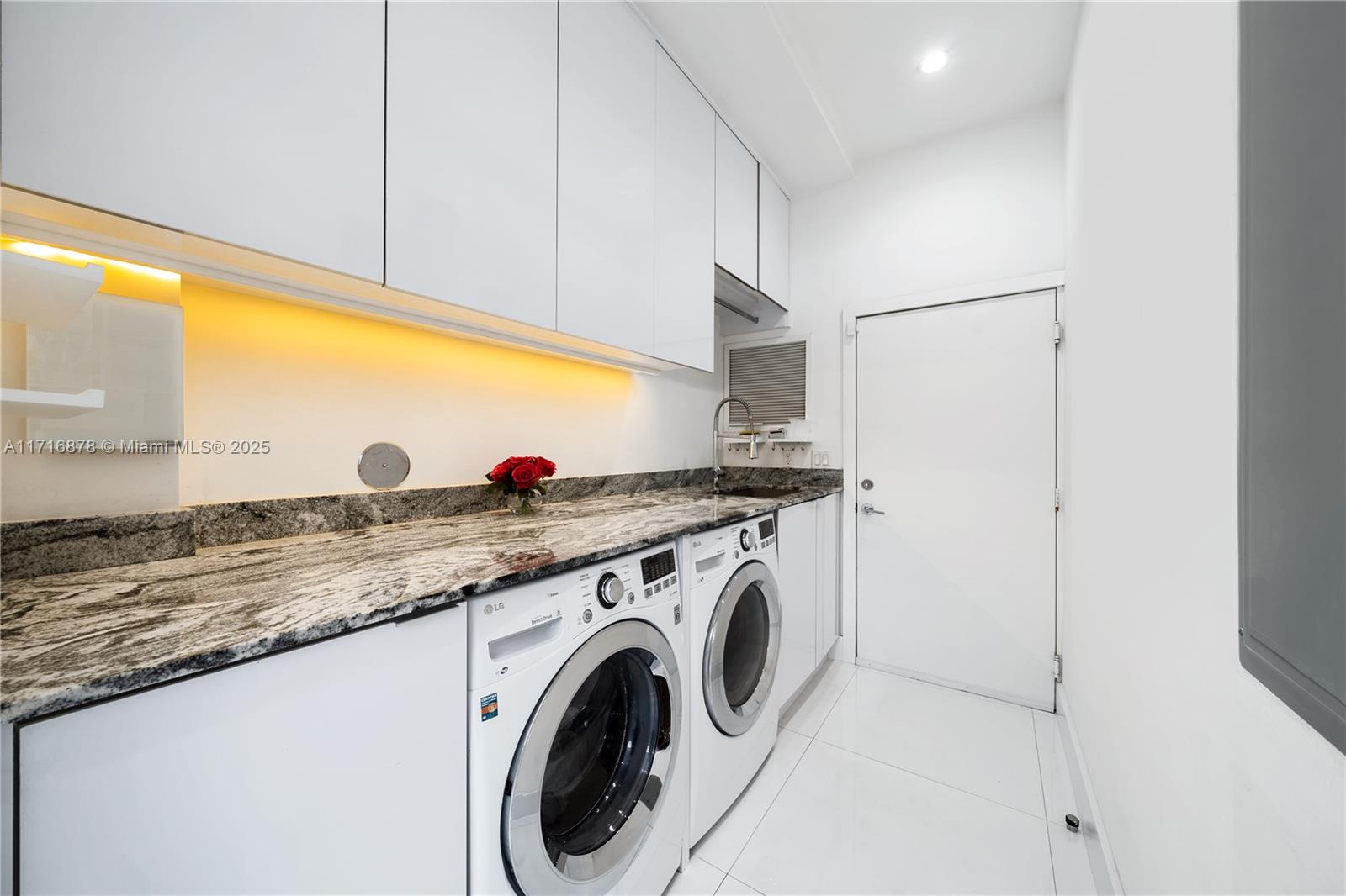 RIVO ALTO AMD - Residential