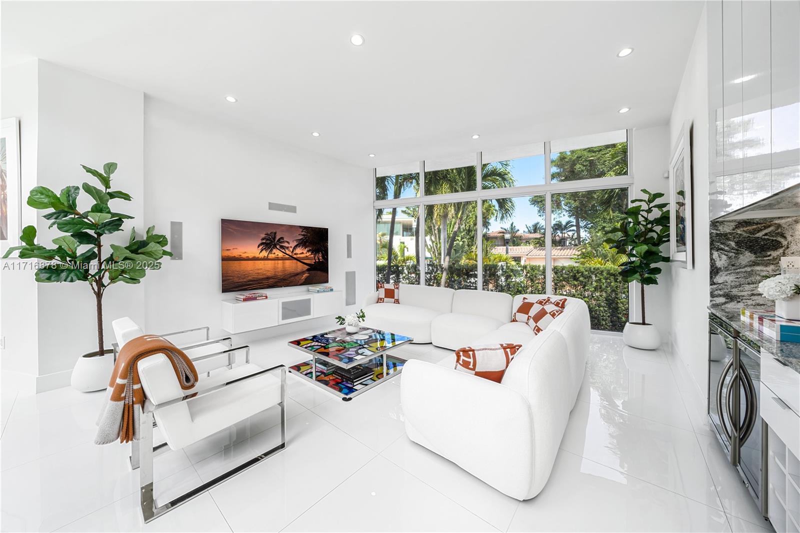 RIVO ALTO AMD - Residential
