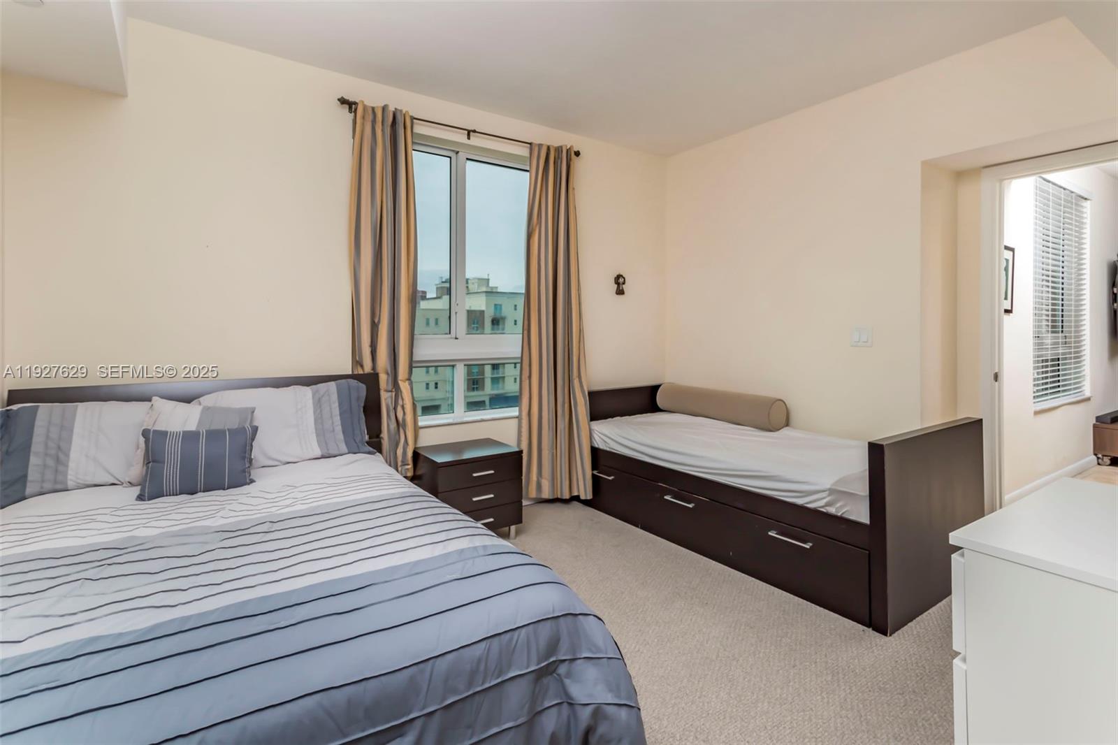 TOSCANO CONDO - Residential Lease