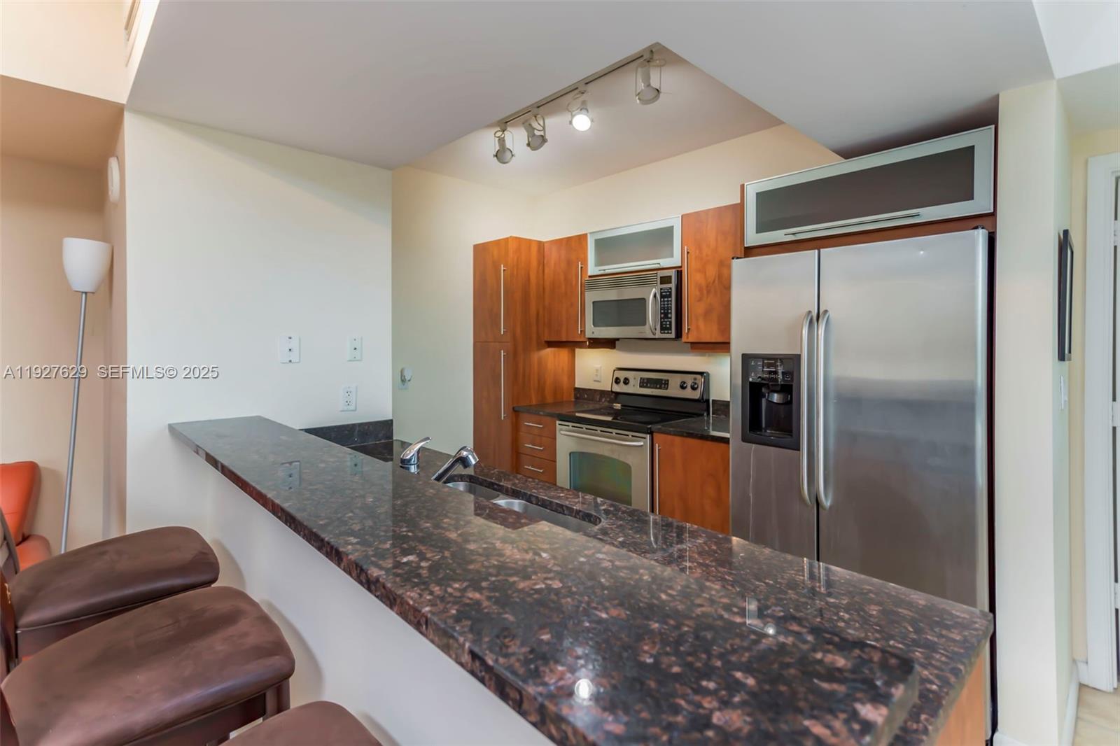 TOSCANO CONDO - Residential Lease