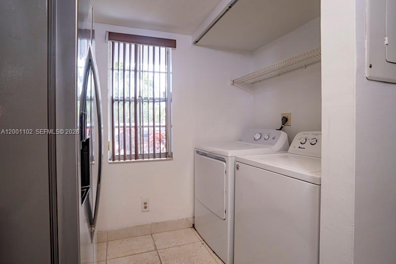 SHERWOOD GARDENS CONDO - Residential Lease