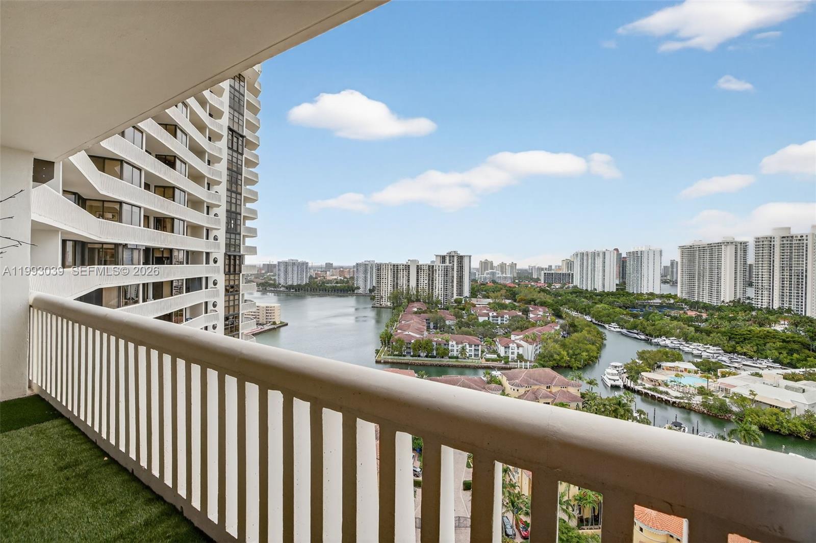 1000 ISL BLVD WILLIAMS IS - Residential Lease