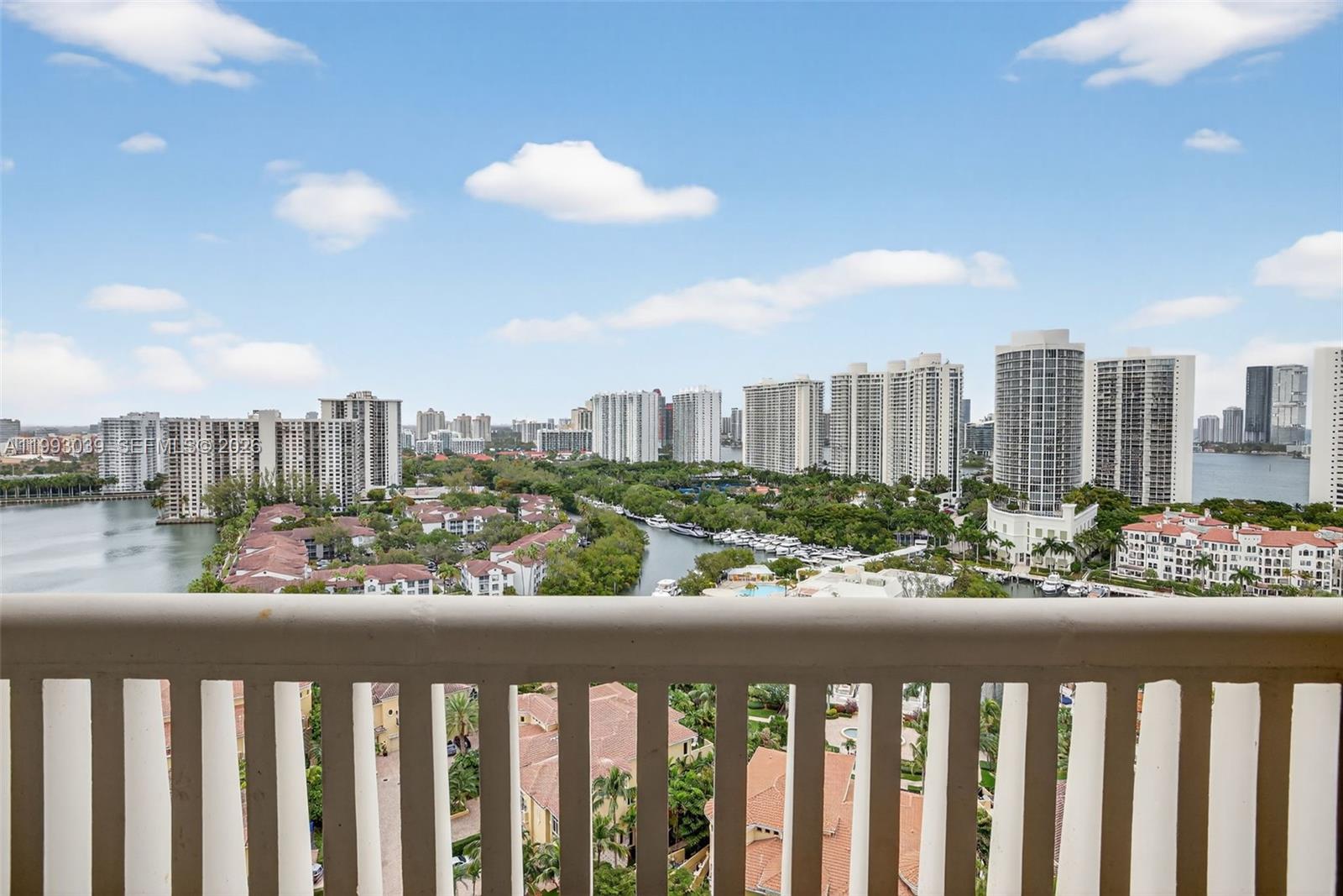 1000 ISL BLVD WILLIAMS IS - Residential Lease