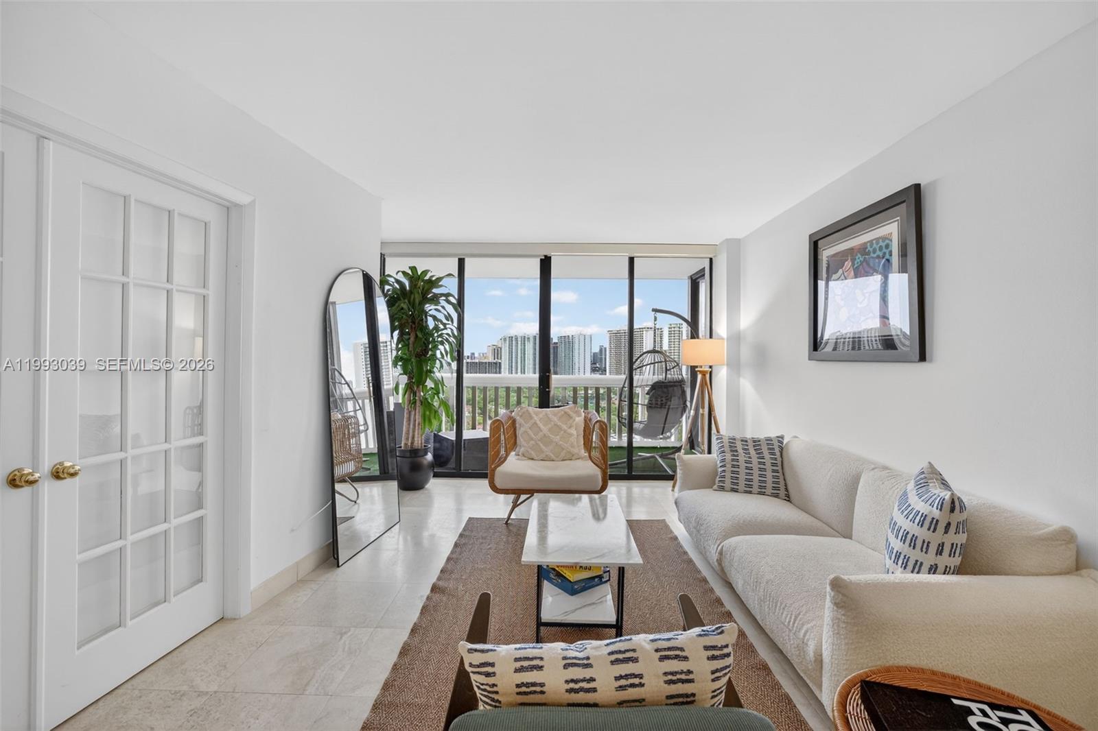 1000 Island Blvd 2105