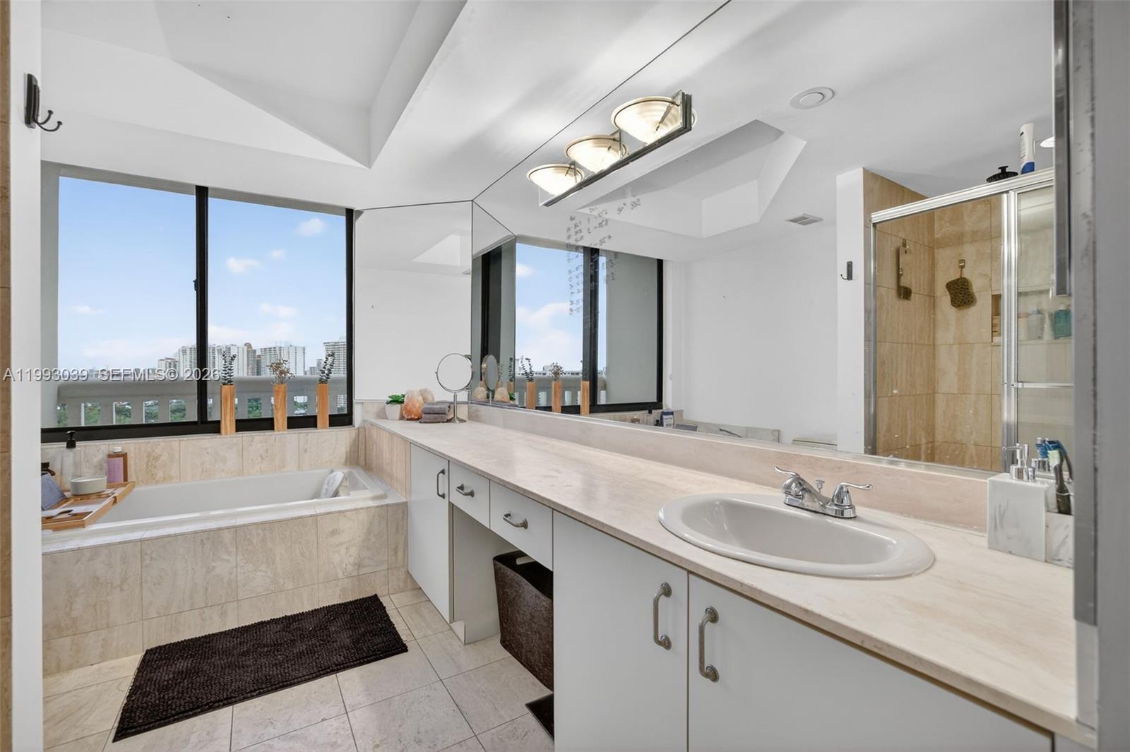 1000 ISL BLVD WILLIAMS IS - Residential Lease