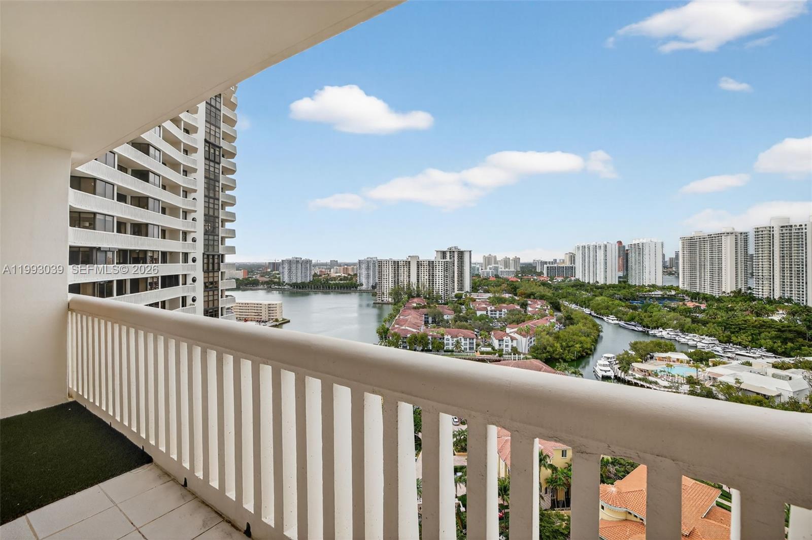 1000 ISL BLVD WILLIAMS IS - Residential Lease