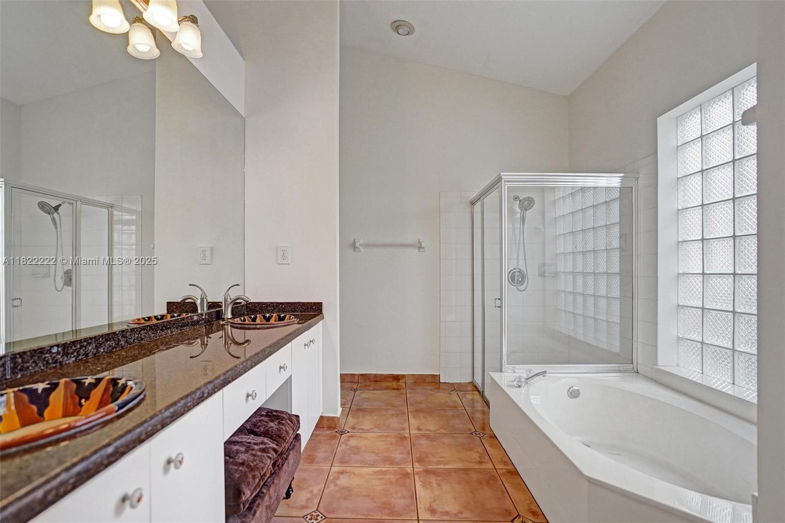 NORTH SPRINGS - Residential