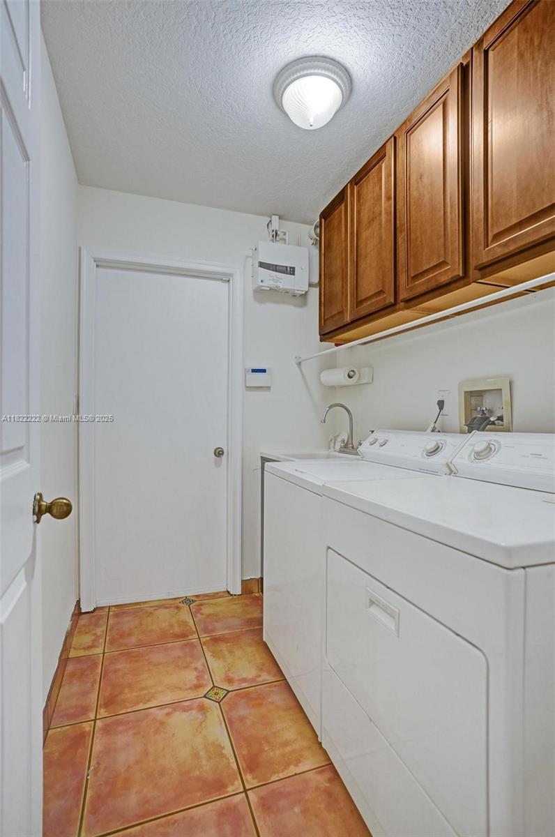 NORTH SPRINGS - Residential