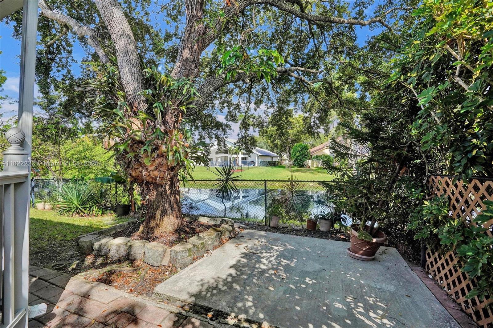 NORTH SPRINGS - Residential