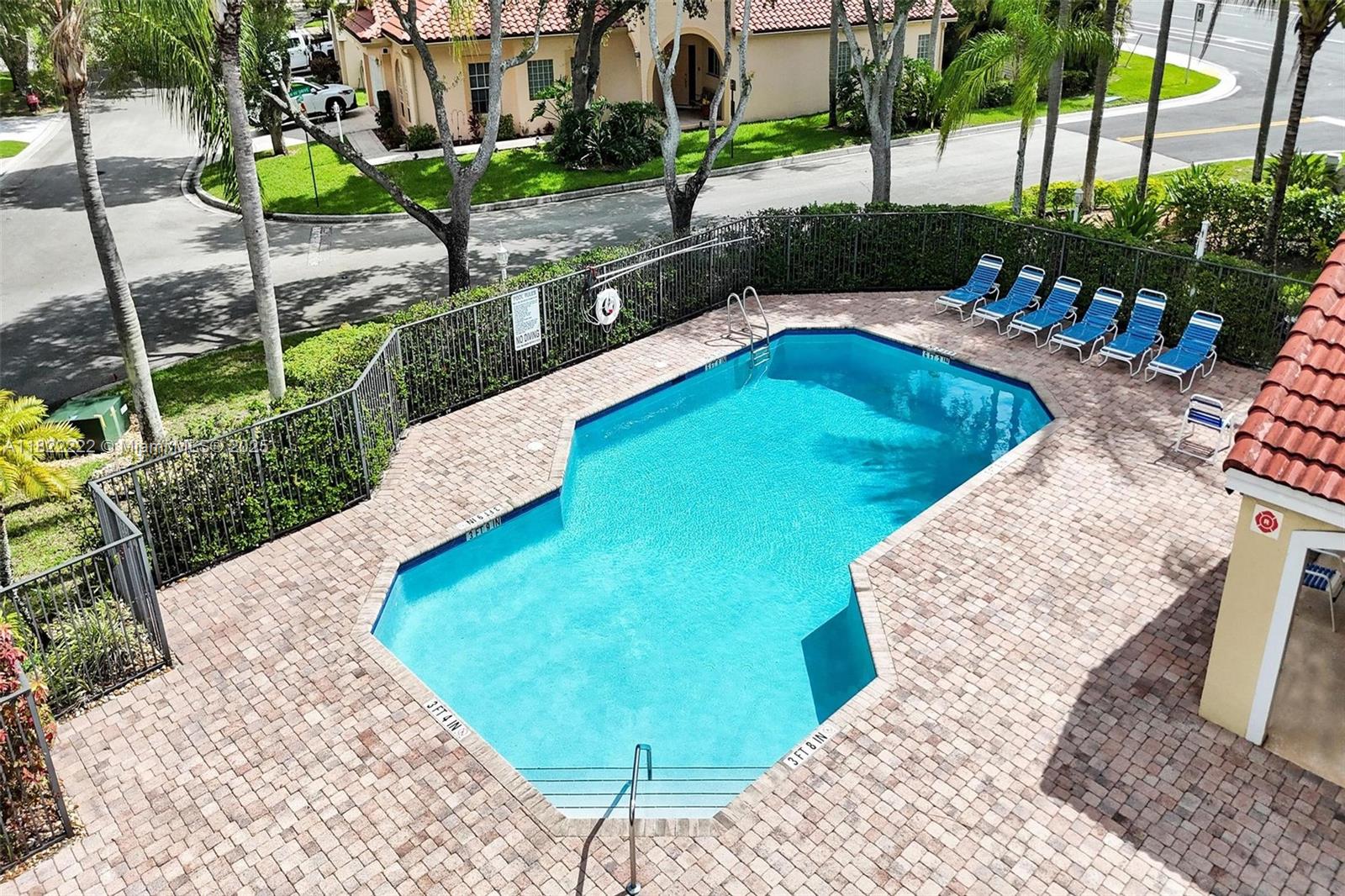 NORTH SPRINGS - Residential