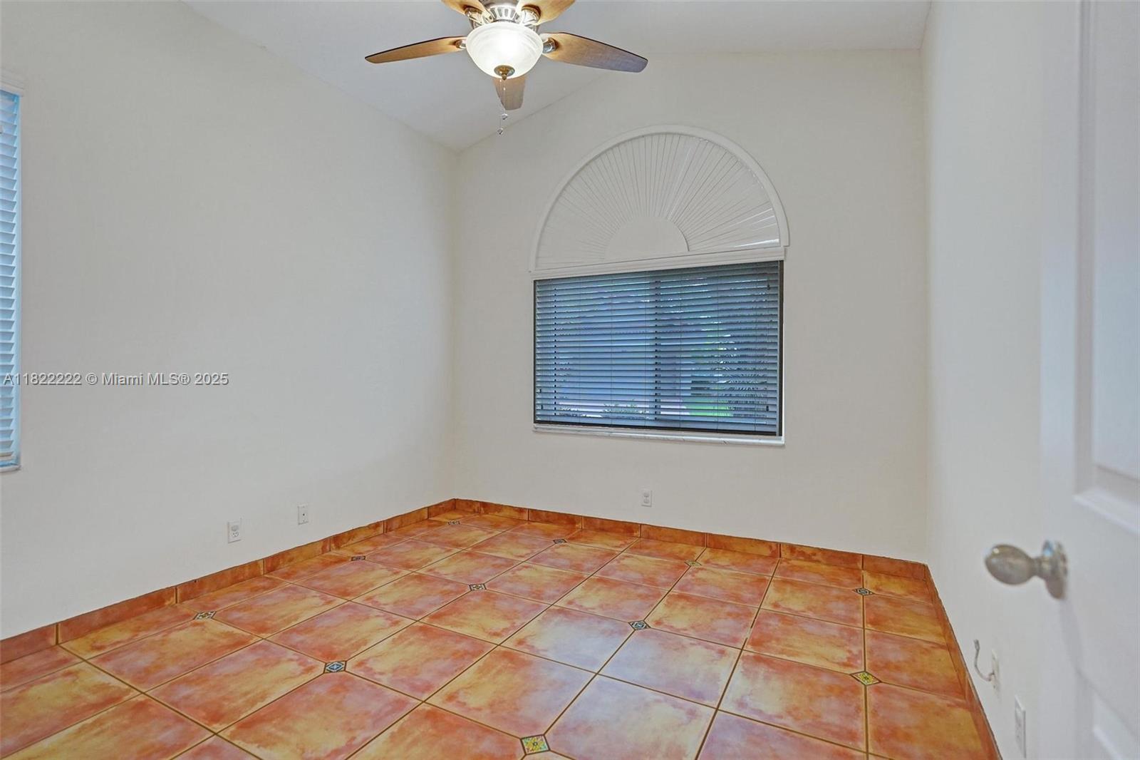 NORTH SPRINGS - Residential