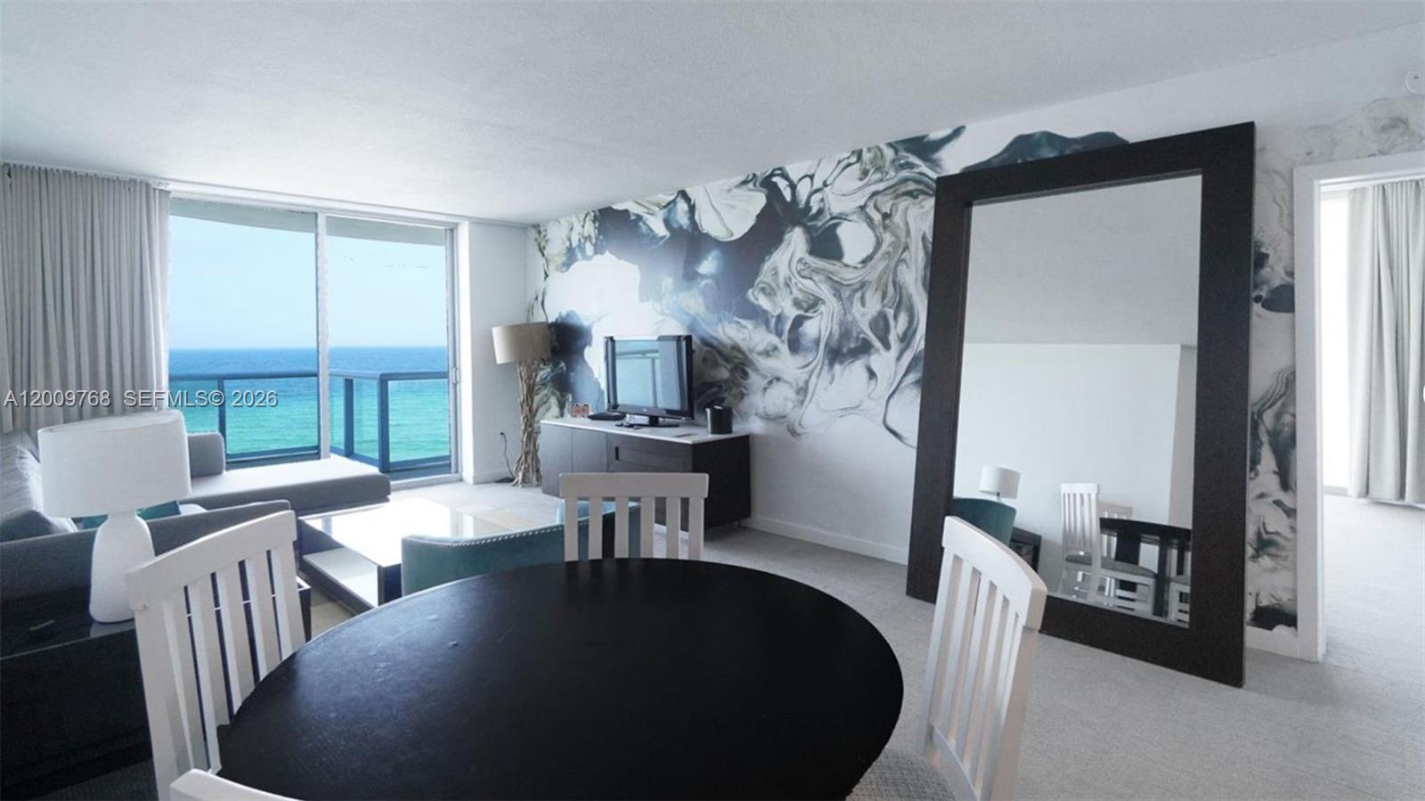 SOLE CONDO - Residential