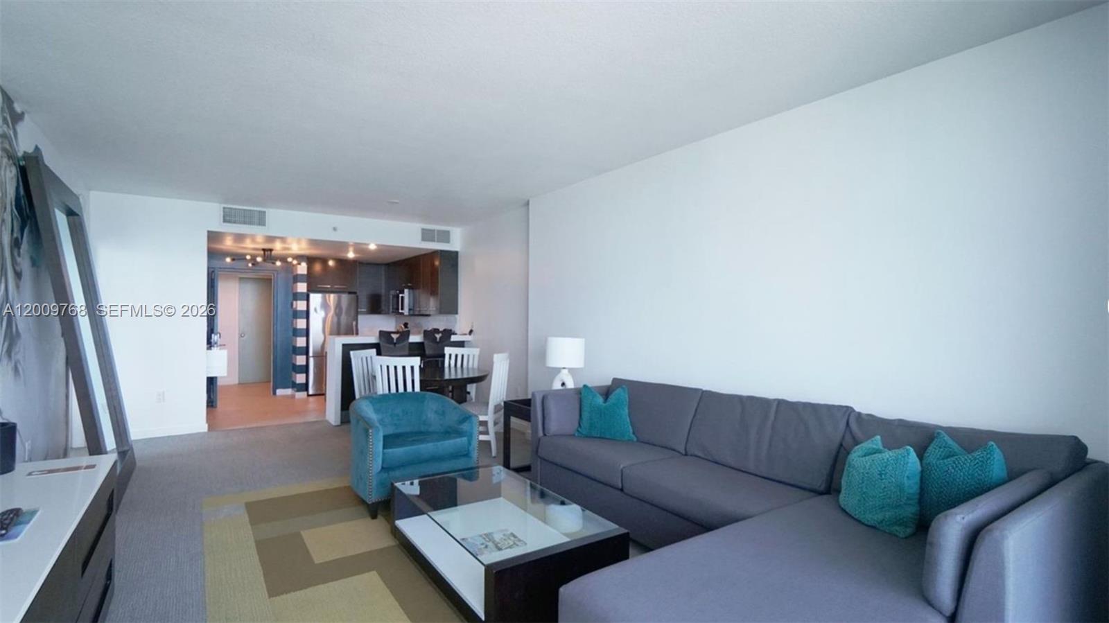 SOLE CONDO - Residential