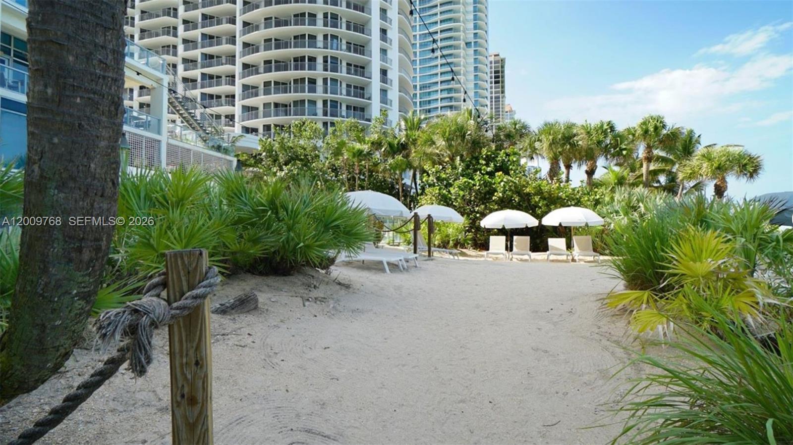 SOLE CONDO - Residential