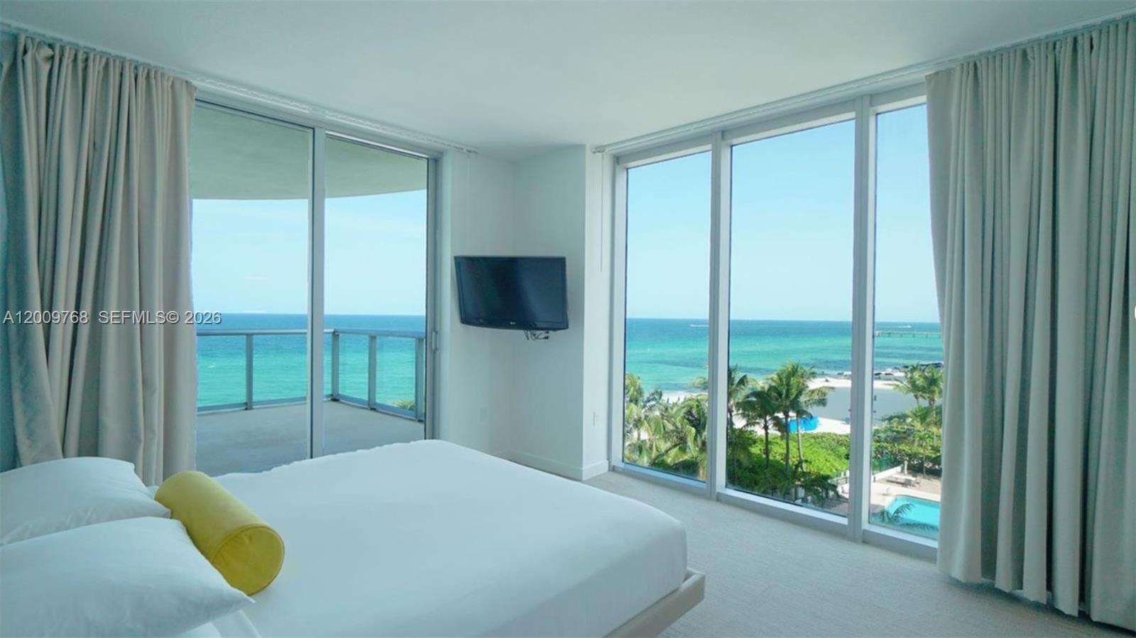 SOLE CONDO - Residential