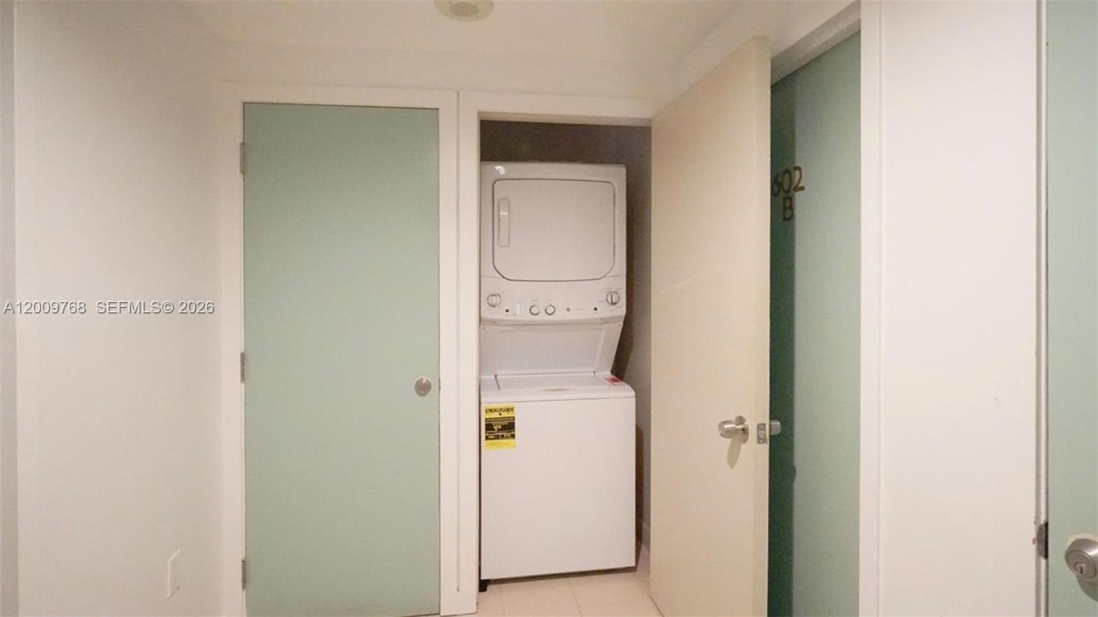 SOLE CONDO - Residential