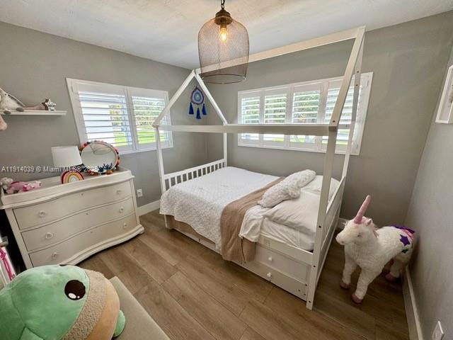 PINE SHORE SEC 1 - Residential Lease