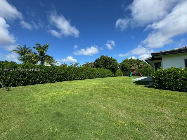 PINE SHORE SEC 1 - Residential Lease